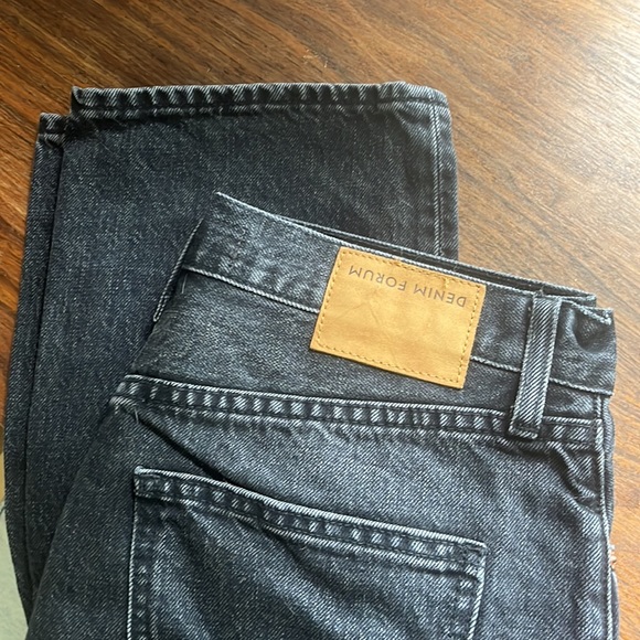 Aritzia Joni loose high rise jeans size 26 32 L - Picture 2 of 3